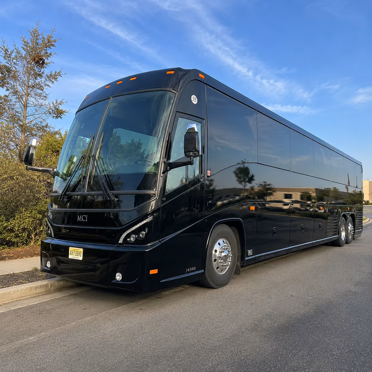 brandon charter bus rental fleet