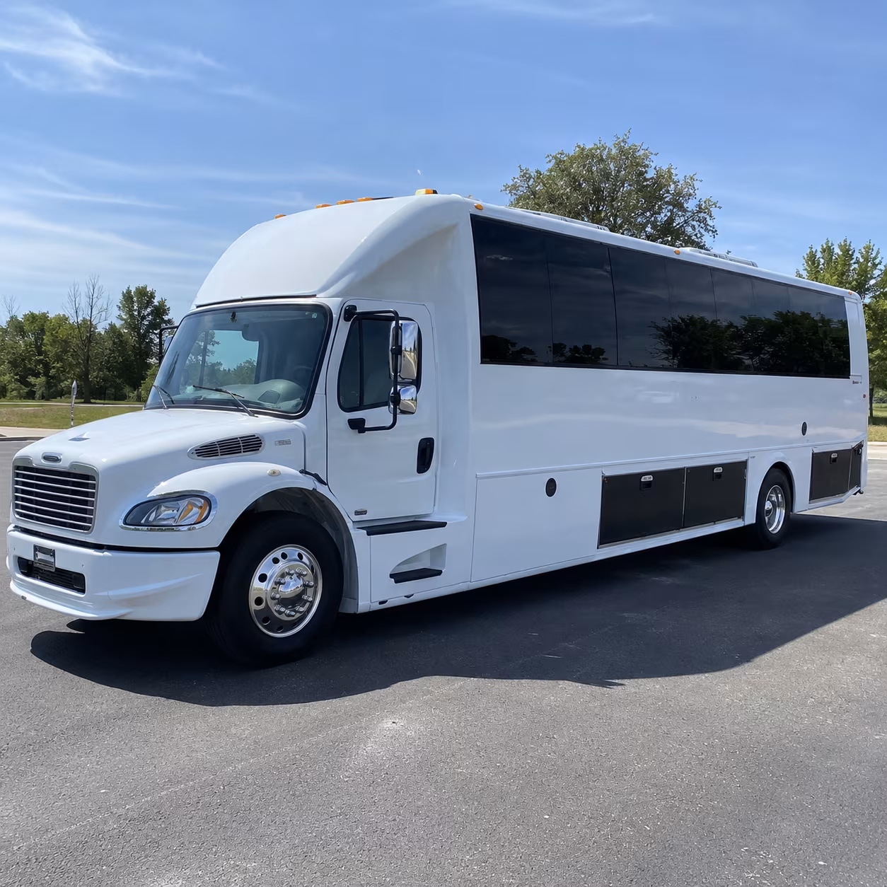 largo 40 passenger party bus