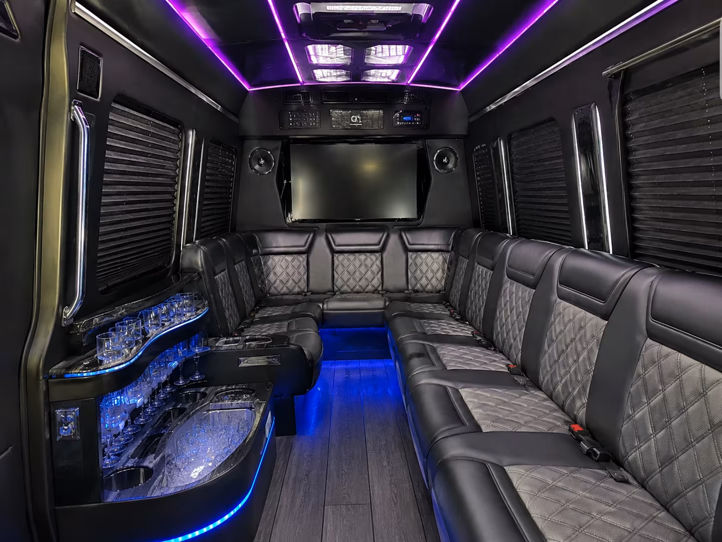 tampacharterbuscompany net makes it easy to lock in your tampa prom bus before the date is gone